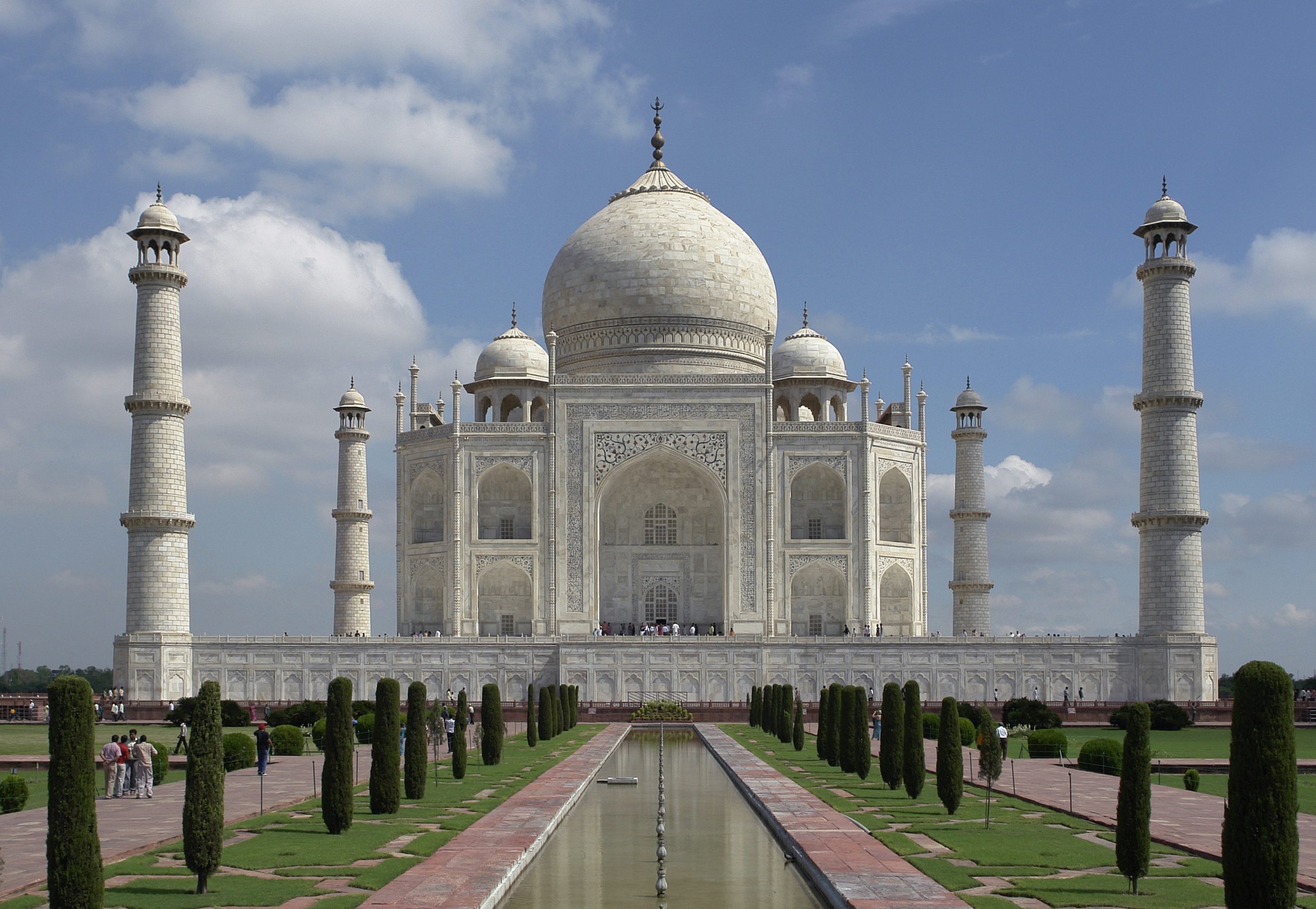 Unforgettable Agra Tourism: Discover the Majestic Taj Mahal and More!